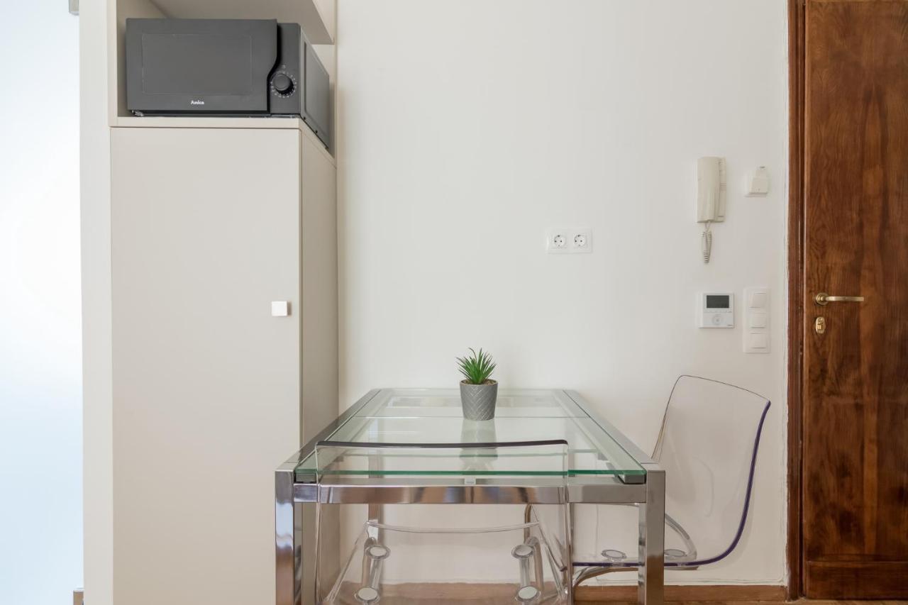 Elegant Studio In Athens B Exterior photo